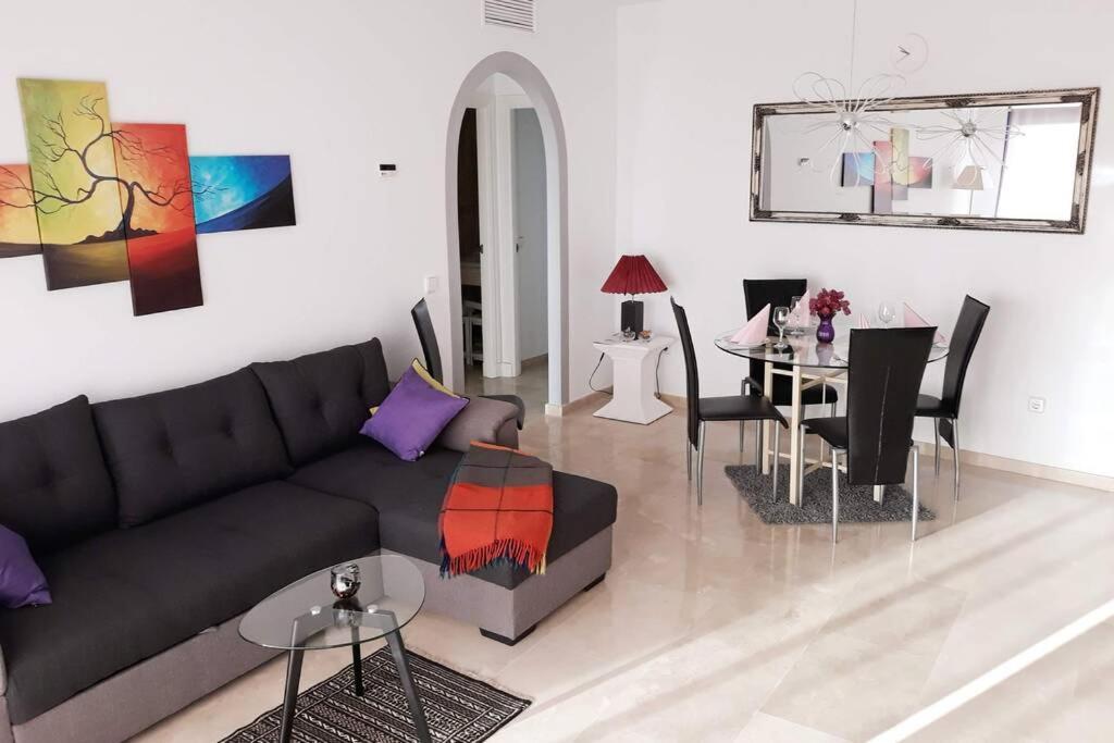 Beautiful Apartment In Duquesa Suites And Gardens Castillo de Sabinillas Luaran gambar