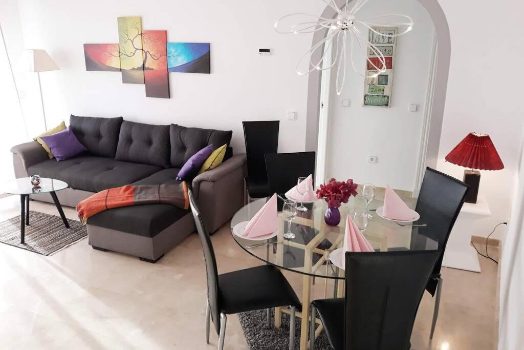 Beautiful Apartment In Duquesa Suites And Gardens Castillo de Sabinillas Luaran gambar