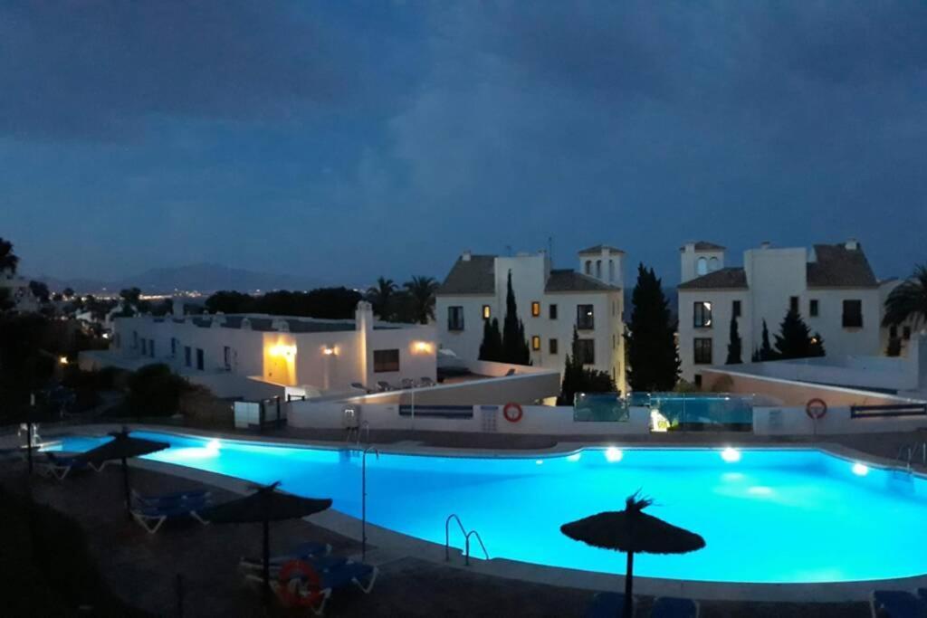 Beautiful Apartment In Duquesa Suites And Gardens Castillo de Sabinillas Luaran gambar