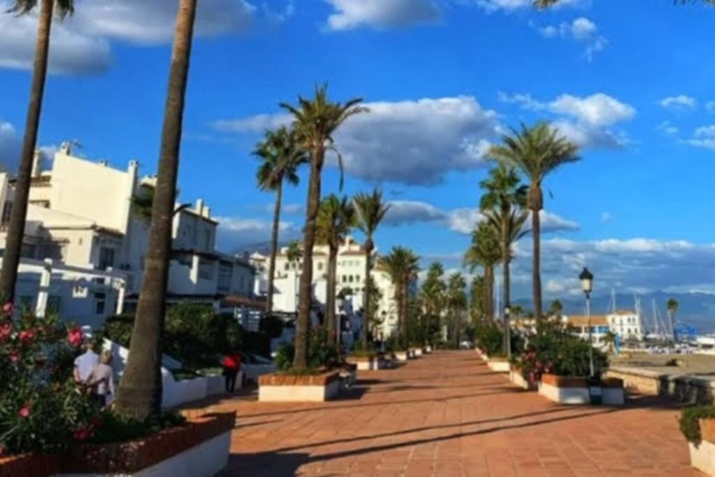 Beautiful Apartment In Duquesa Suites And Gardens Castillo de Sabinillas Luaran gambar