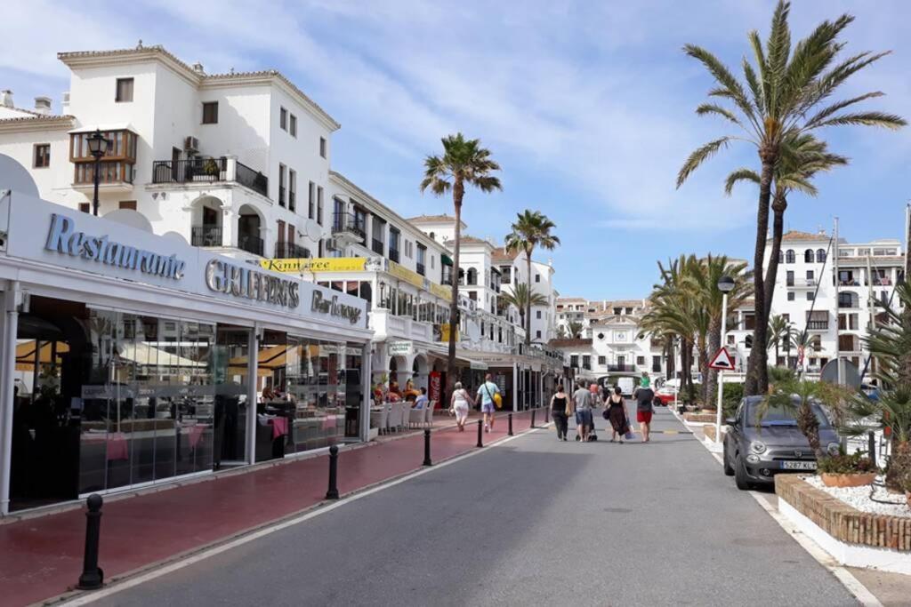 Beautiful Apartment In Duquesa Suites And Gardens Castillo de Sabinillas Luaran gambar