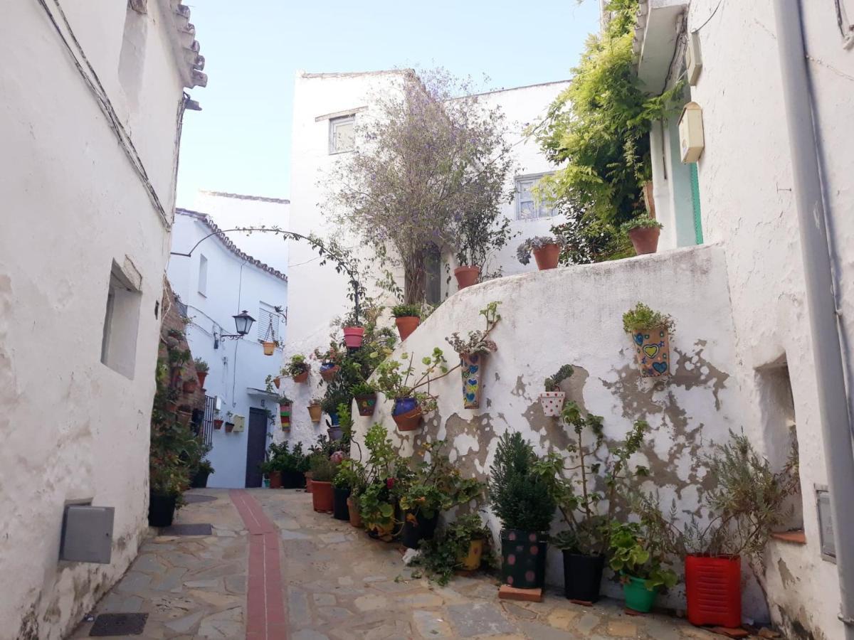 Beautiful Apartment In Duquesa Suites And Gardens Castillo de Sabinillas Luaran gambar